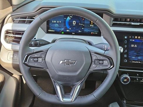 New 2027 Chevrolet Bolt LT w/ Comfort Package FWD image 12