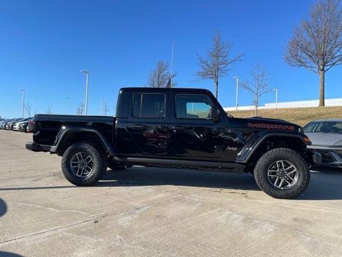 New 2026 Jeep Gladiator Mojave AWD/4WD image 6