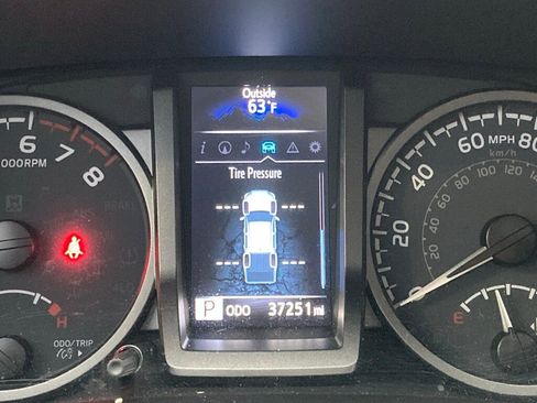 Certified 2021 Toyota Tacoma TRD Sport w/ TRD Premium Sport Package image 18