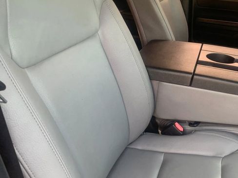 Used 2015 Toyota Tundra SR w/ Tow Package image 12