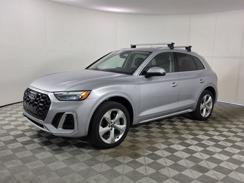 Used 2022 Audi Q5 2.0T Premium Plus AWD/4WD image 3