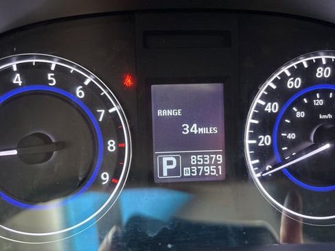 Used 2013 INFINITI G37 Journey w/ Premium Pkg image 8