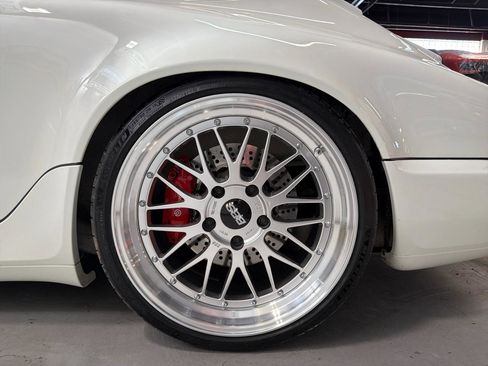 Used 1994 Porsche 911 Carrera 4 image 20