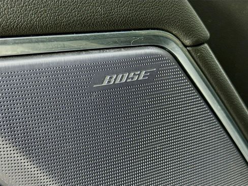 Used 2022 Chevrolet Silverado 1500 High Country w/ High Country Premium Package image 19