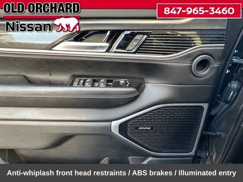 Used 2022 Jeep Wagoneer Series I w/ Premium Group I AWD/4WD image 10