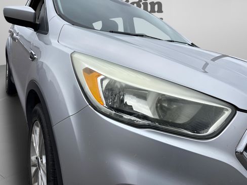 Used 2017 Ford Escape SE image 26
