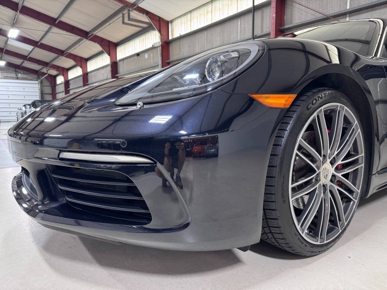Used 2018 Porsche 718 Cayman S RWD image 22
