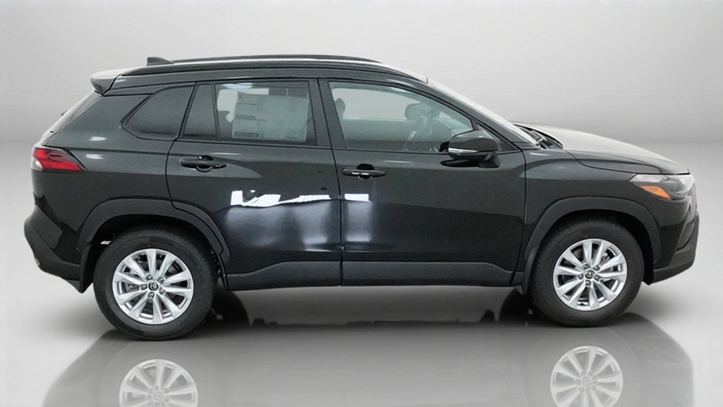 New 2026 Toyota Corolla Cross LE FWD image 37