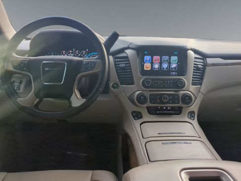 Used 2017 GMC Yukon Denali w/ Open Road Package image 10