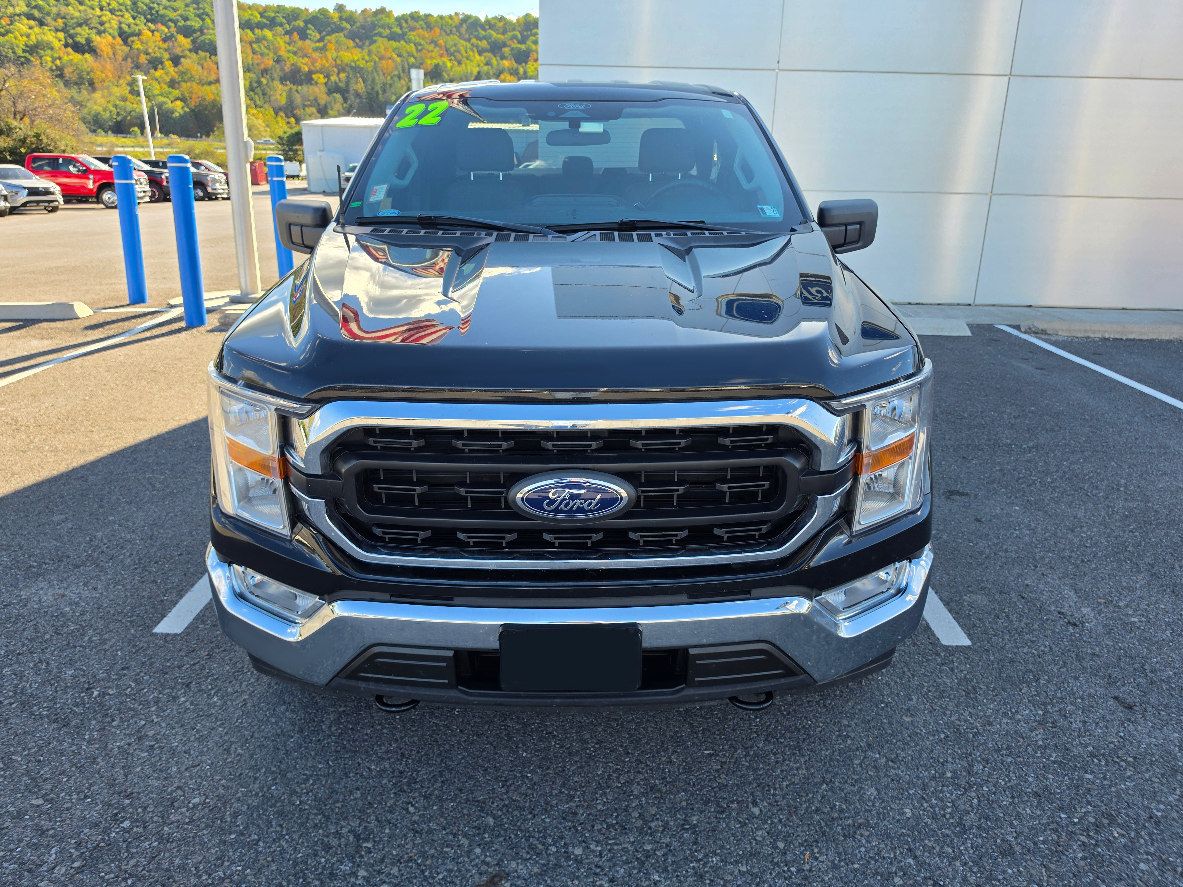 Used 2022 Ford F150 XLT w/ Trailer Tow Package AWD/4WD image 9