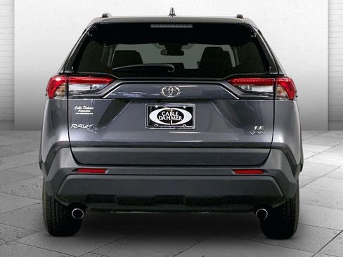 Used 2025 Toyota RAV4 LE AWD/4WD image 3