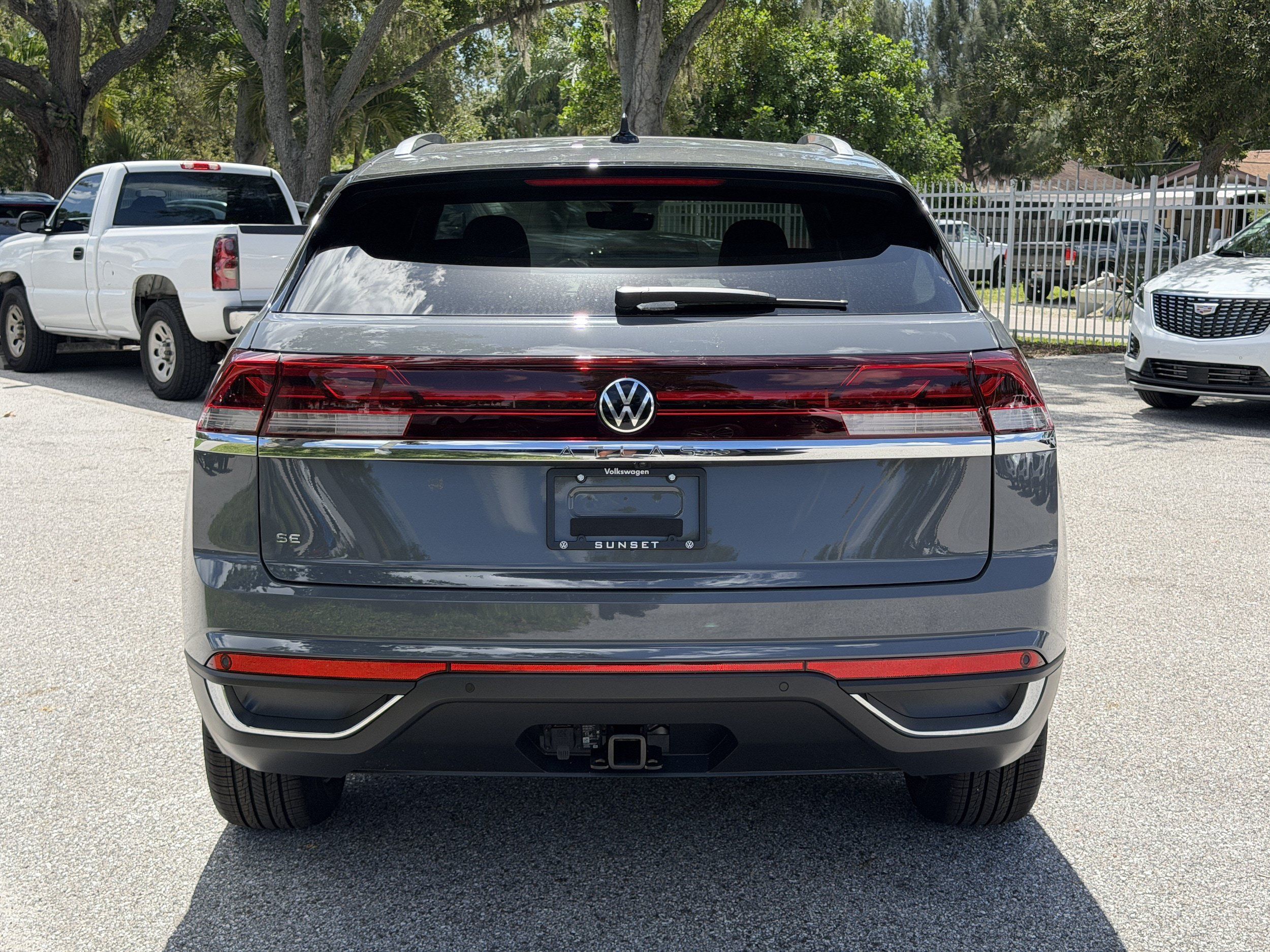 New 2026 Volkswagen Atlas Cross Sport SE FWD image 6