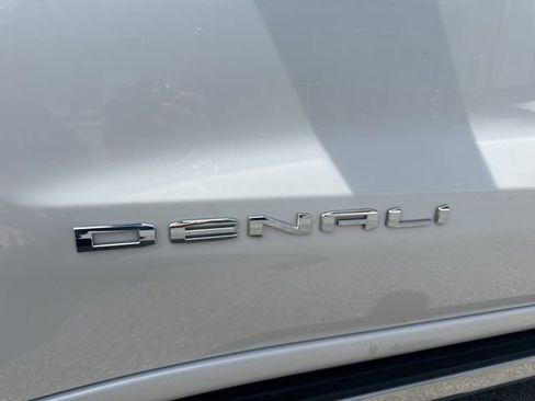 Used 2024 GMC Sierra 1500 Denali w/ Denali Reserve Package AWD/4WD image 6