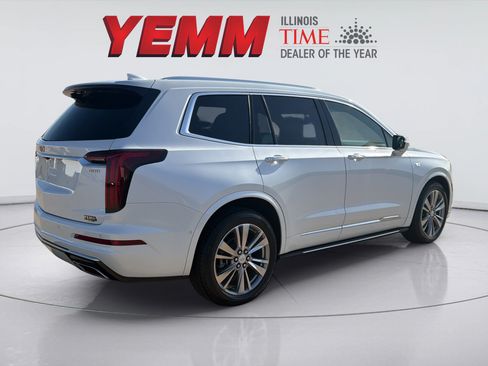Used 2023 Cadillac XT6 Premium Luxury w/ Platinum Package AWD/4WD image 16