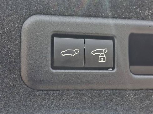 Certified 2022 Lexus RX 350L Premium w/ Premium Package AWD/4WD image 30