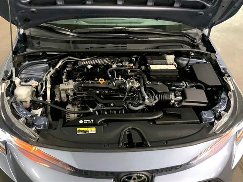 Used 2024 Toyota Corolla LE FWD image 32