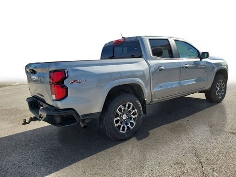 Used 2024 Chevrolet Colorado Z71 w/ Z71 Convenience Package 2 image 4