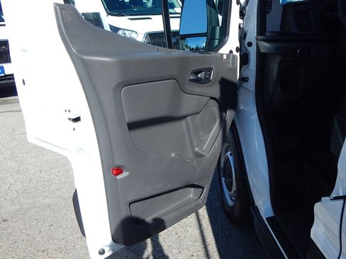 Used 2020 Ford Transit 150 Low Roof image 18