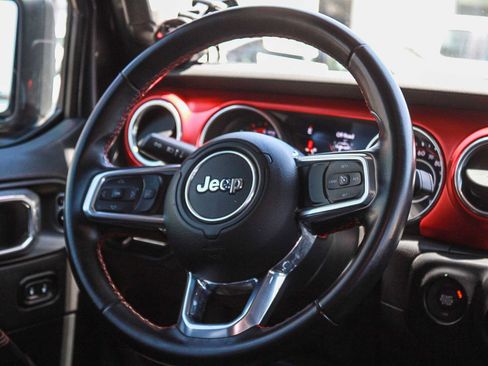 Used 2021 Jeep Wrangler Unlimited Rubicon AWD/4WD image 15
