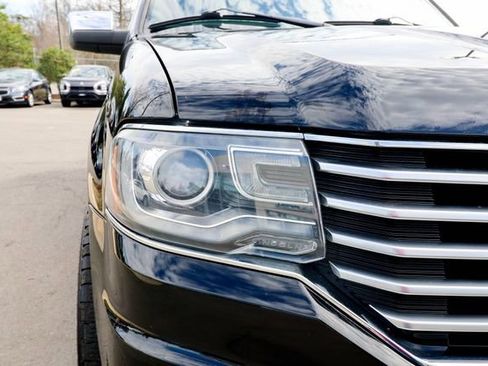 Used 2016 Lincoln Navigator L Reserve image 16