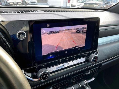 Used 2023 Chevrolet Colorado LT w/ Advanced Trailering Package image 23