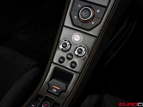 Used 2016 McLaren 675LT Spider image 38