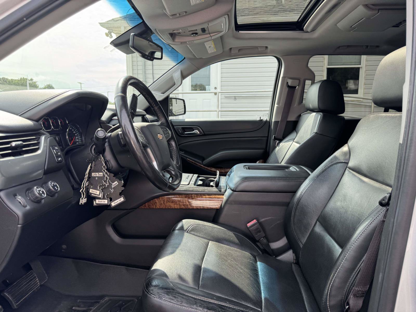 Used 2016 Chevrolet Tahoe LTZ AWD/4WD image 12