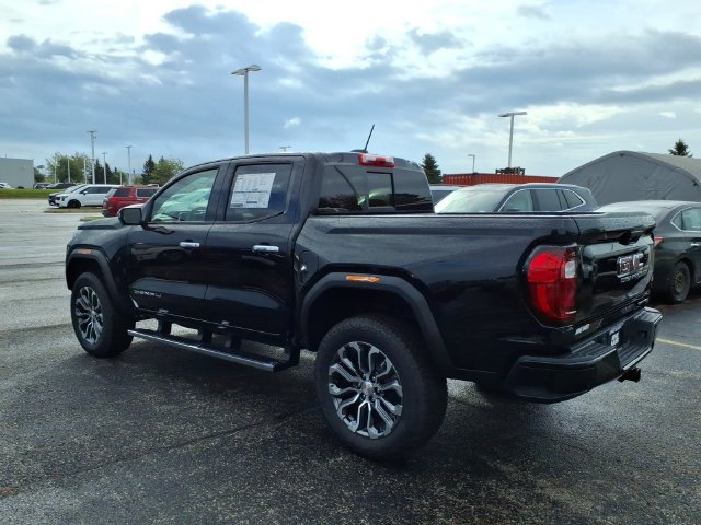 New 2026 GMC Canyon Denali AWD/4WD image 9