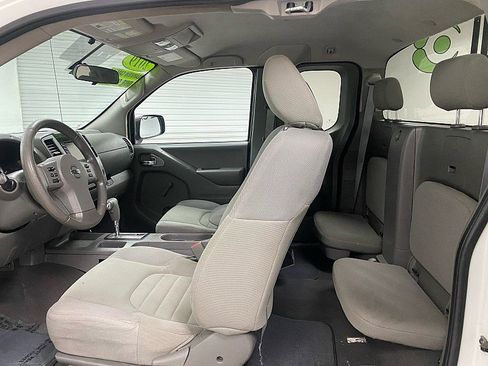 Used 2019 Nissan Frontier S image 11