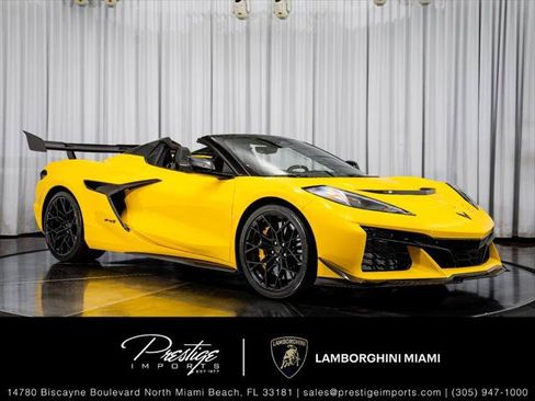 Used 2026 Chevrolet Corvette ZR1 w/ ZR1 Carbon Fiber Aero Package RWD image 1