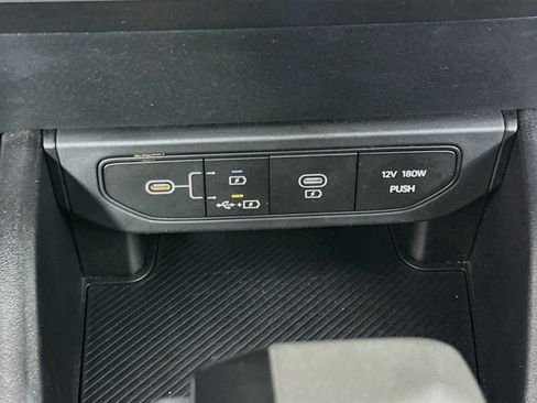 Used 2025 Kia K4 FWD image 26