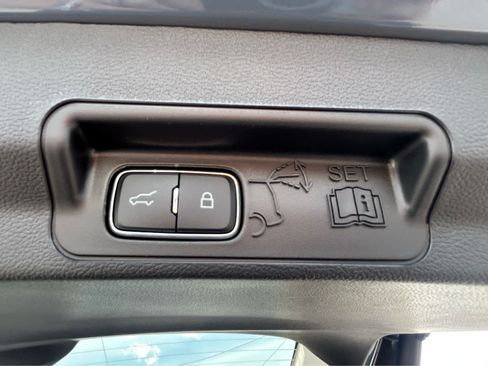 New 2026 Ford Explorer Active w/ Active Comfort Package AWD/4WD image 7