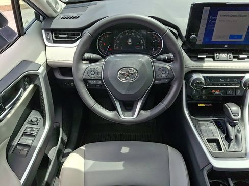 Used 2023 Toyota RAV4 XLE Premium AWD/4WD image 2