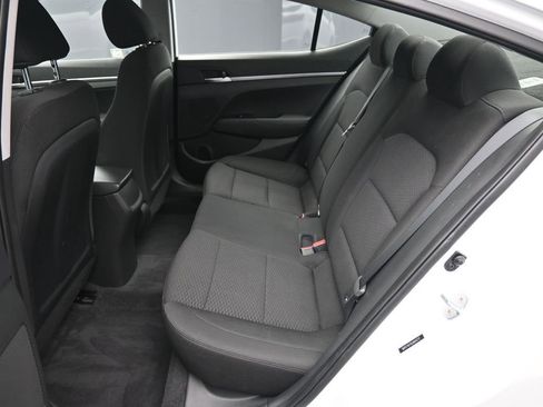 Used 2020 Hyundai Elantra SE w/ Cargo Package (C1) image 20