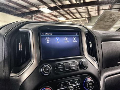 Used 2019 Chevrolet Silverado 1500 LT w/ Texas Edition AWD/4WD image 35