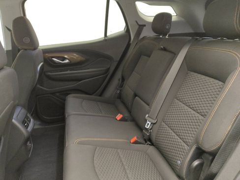 Used 2020 GMC Terrain SLE w/ Driver Convenience Package image 18