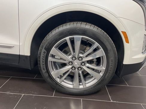 Certified 2025 Cadillac XT5 Premium Luxury image 14