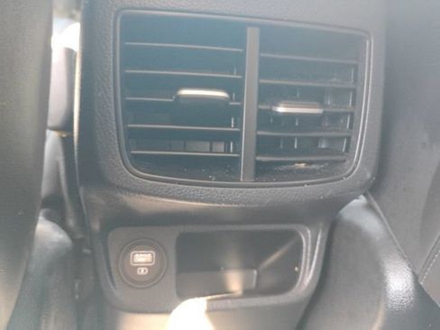 Used 2021 Kia Seltos SX AWD/4WD image 10