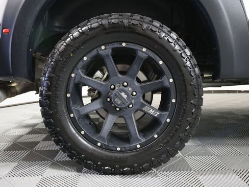 Used 2017 Ford F150 Lariat w/ Equipment Group 502A Luxury AWD/4WD image 7
