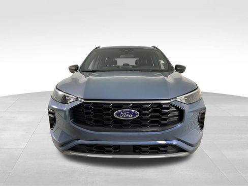 Used 2024 Ford Escape ST-Line FWD image 3