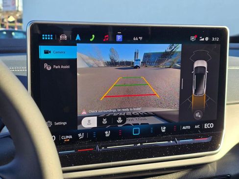 New 2026 Volkswagen ID.4 Pro S image 24