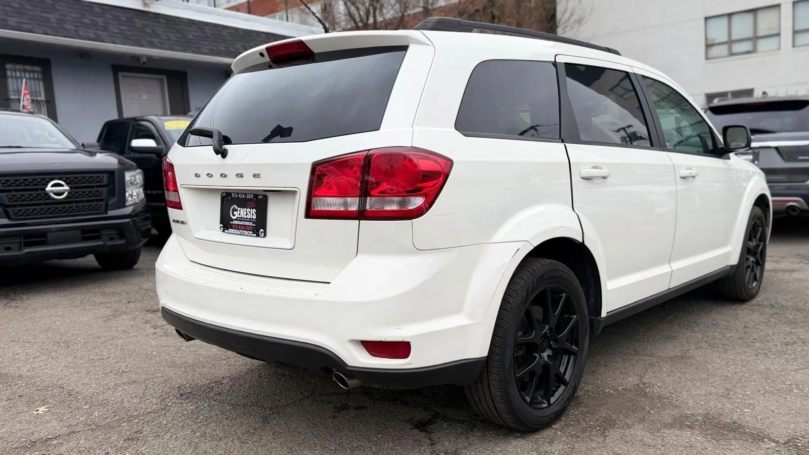 Used 2014 Dodge Journey SXT w/ Flexible Seating Group FWD image 5