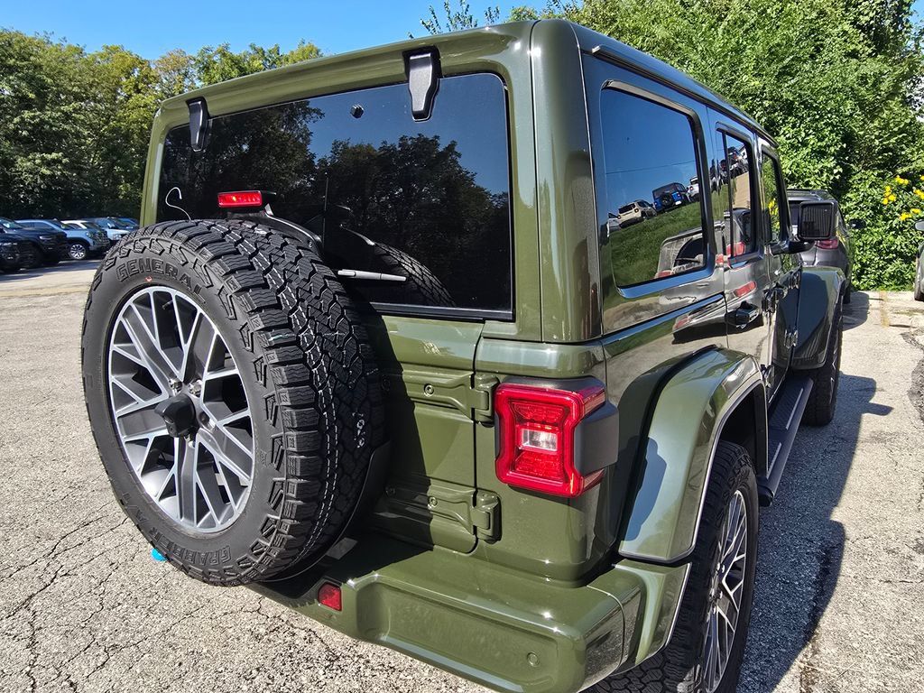 Used 2024 Jeep Wrangler High Altitude AWD/4WD image 7