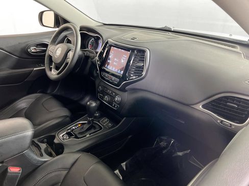 Used 2022 Jeep Cherokee Limited image 28