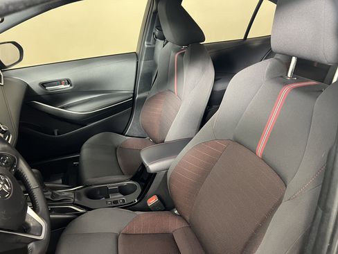 Used 2023 Toyota Corolla SE image 14