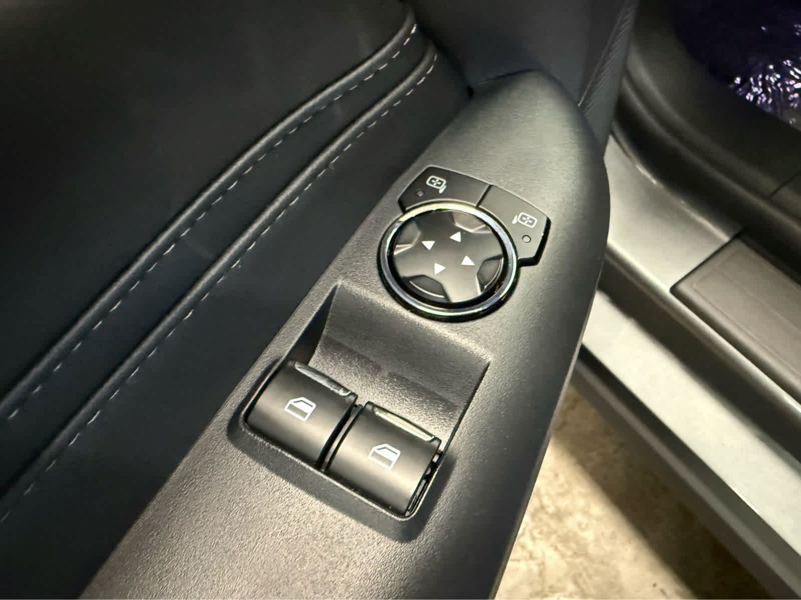 Used 2025 Ford Mustang GT Premium RWD image 23