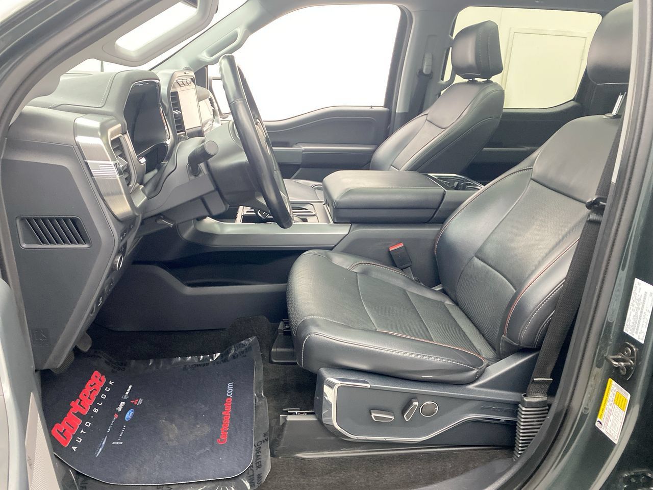 Used 2021 Ford F150 Lariat AWD/4WD image 14