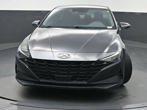 Used 2023 Hyundai Elantra SEL w/ Convenience Package FWD image 6