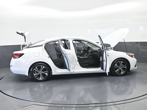 Used 2021 Nissan Sentra SV FWD image 69