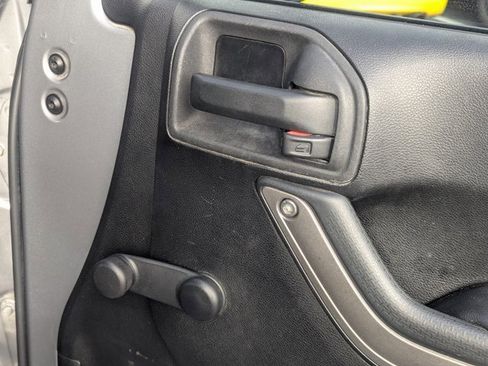 Used 2014 Jeep Wrangler Sport w/ Connectivity Group image 31